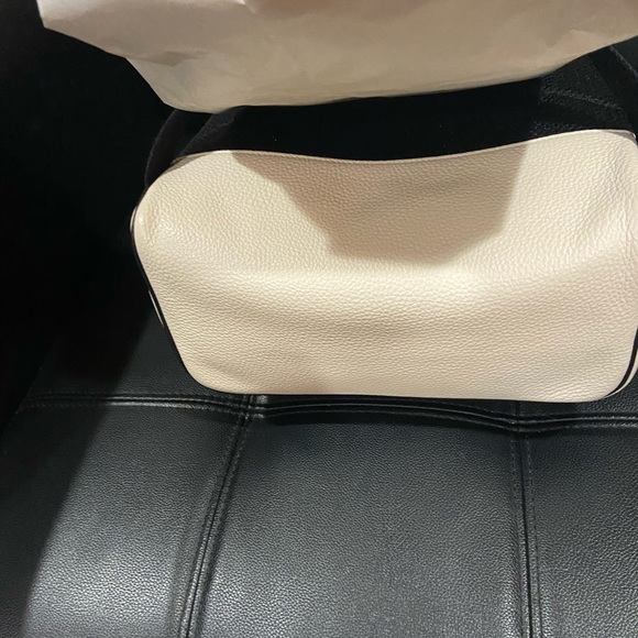 Brand new with tags Coach retro style backpack - Picture 3 of 5